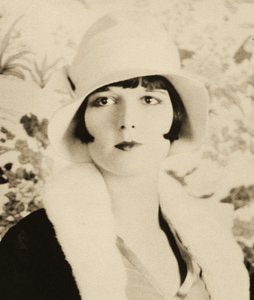 Retrato de Louise Brooks (1906 - 1985)